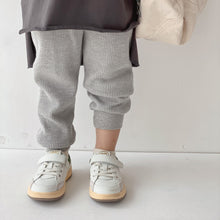 Load image into Gallery viewer, BB-2040PA-2022 Autumn and Winter New Boys and Girls Japanese Style Cotton Waffle Cuffed Trousers Sports Casual Pants