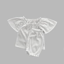Load image into Gallery viewer, Y8314JG-Summer Korean soft waxy lotus leaf sleeve top + flower bud shorts + hairband three-piece set (pre-order 10 days delivery)
