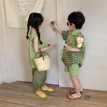 Load image into Gallery viewer, <Taiwan Pavilion> 2022X27TG-Korean version of boys and girls floral short-sleeved shorts two-piece set (A3)