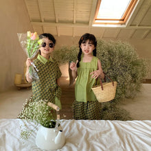 Load image into Gallery viewer, <Taiwan Pavilion> 2022X27TG-Korean version of boys and girls floral short-sleeved shorts two-piece set (A3)