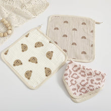 Load image into Gallery viewer, WH3065AC-Korean style 4-layer pure cotton gauze square towel newborn baby towel baby supplies children's handkerchief face wash small square towel