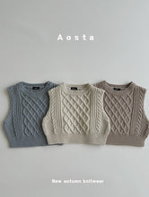 將圖片載入圖庫檢視器 &lt;台灣館&gt;AT24A009-Aosta秋款🦺 **親子針織背心 (Knit Vest)**【正韓】
