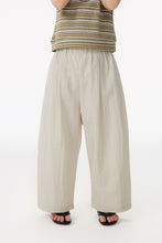 Load image into Gallery viewer, BB2605PCW-夏季｜純色梭織｜九分蘿蔔褲
