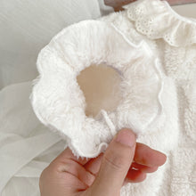 Load image into Gallery viewer, H10603TG-冬季兔子加絨花邊領珊瑚絨縮口家居兩件套裝
