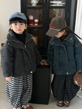 Load image into Gallery viewer, 25D23SE-冬季加厚牛仔外套｜保暖棉袄大衣款
