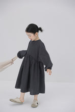 將圖片載入圖庫檢視器 BB2539PCW-秋款日系女童格子蝙蝠袖親子洋裝
