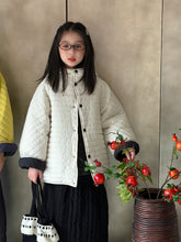 將圖片載入圖庫檢視器 2025D191SE-冬季韓版立領壓紋加厚休閒連帽外套
