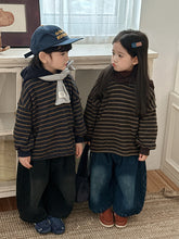 Load image into Gallery viewer, 25D45PA-冬季一體絨牛仔褲｜加厚保暖阔腿褲
