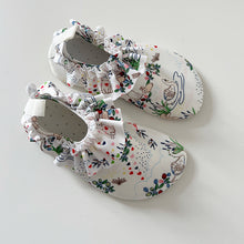 將圖片載入圖庫檢視器 43005AC-夏季｜北歐風防滑｜軟底沙灘溯溪鞋襪
