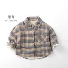 將圖片載入圖庫檢視器 25235SE-秋冬季韓版格子加絨保暖襯衫外套
