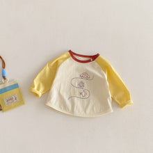 Load image into Gallery viewer, ZCK6171LS-春季維尼刺繡背帶長褲&amp;韓版拼袖上衣
