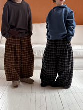 將圖片載入圖庫檢視器 2025D17PA-秋冬季韓版格紋加絨休閒寬鬆闊腿褲

