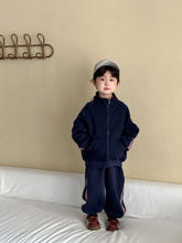 Load image into Gallery viewer, DZ250664TG-秋冬季運動風立領加絨拉鍊兩件套裝
