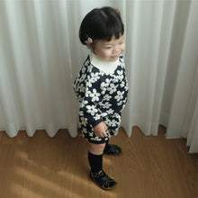 將圖片載入圖庫檢視器 Y8567LS-秋冬季寶寶提花小翻領開襟外套+三角麵包褲兩件套
