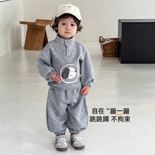 Load image into Gallery viewer, ZQT5256TG-秋季立領貼布狗狗長袖兩件套
