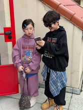 將圖片載入圖庫檢視器 2025D201TG-冬季韓版卡通印花加絨休閒連帽兩件套
