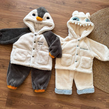 Load image into Gallery viewer, DJ250614TG-秋冬季企鵝加厚法蘭絨家居服兩件套裝
