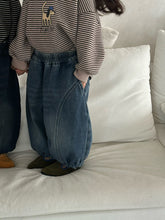 將圖片載入圖庫檢視器 25D51PA-冬季一體絨牛仔長褲｜加厚燈籠褲
