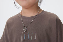 Load image into Gallery viewer, BB2523PCW-夏季｜小鳥印花｜短袖T恤
