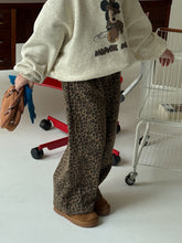 將圖片載入圖庫檢視器 2025D80PA-冬季韓版豹紋加絨直筒長褲
