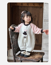 Load image into Gallery viewer, 2532110LS-秋季韓版嬰幼兒可愛拼接長袖連體爬服
