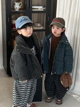 Load image into Gallery viewer, 25D23SE-冬季加厚牛仔外套｜保暖棉袄大衣款
