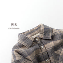 將圖片載入圖庫檢視器 25235SE-秋冬季韓版格子加絨保暖襯衫外套
