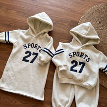 Load image into Gallery viewer, DZ250640TG-秋冬季加絨運動兩件套裝&amp;連身裙
