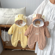 Load image into Gallery viewer, M2403426LS-秋季韓版嬰幼兒刺繡印花連體長袖爬服【附贈可拆式帽子】

