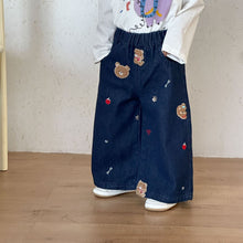 Load image into Gallery viewer, CK260814PA春秋牛仔長褲｜小熊直筒款
