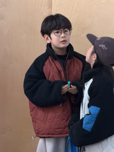 將圖片載入圖庫檢視器 2025D221SE-冬季韓版菱形壓紋拼接袖保暖外套
