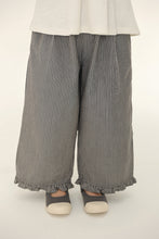 Load image into Gallery viewer, BB2519PCW-Summer Girls Striped Lace Parent-child Cropped Pants 

