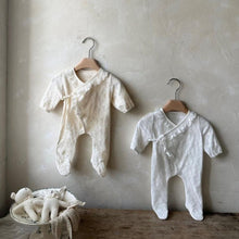 將圖片載入圖庫檢視器 Y95129LS-春夏蕾絲長包腳連身衣&amp;兔子耳朵帽&amp;兩件套
