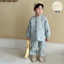 將圖片載入圖庫檢視器 DZ250632TG-秋冬季星月刺繡三層夾棉保暖二件套裝
