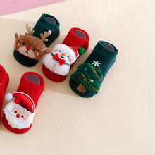 將圖片載入圖庫檢視器 S017AC-秋冬季聖誕寶寶珊瑚絨學步防滑地板襪 (三雙起批)
