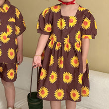 將圖片載入圖庫檢視器 XZ260812TG-夏季度假風兄妹洋裝套裝
