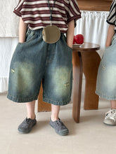 Load image into Gallery viewer, 25X55PA-夏季｜磨白破洞｜做舊牛仔七分褲

