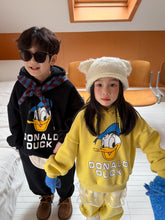 將圖片載入圖庫檢視器 2025D184TG-冬季韓版卡通鴨印花連帽加絨兩件套
