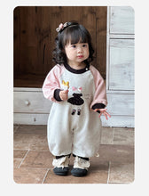 Load image into Gallery viewer, 2532110LS-秋季韓版嬰幼兒可愛拼接長袖連體爬服
