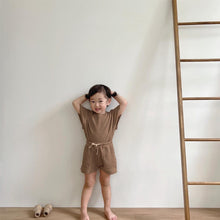 Load image into Gallery viewer, Y8315TG-Summer Korean children&#39;s round neck short-sleeved top + shorts set 
