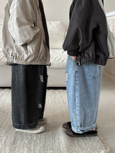 Load image into Gallery viewer, 25C15PA-春夏季破洞寬鬆仿舊牛仔褲
