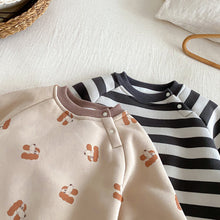 將圖片載入圖庫檢視器 ZDL5184LS-冬季條紋羊駝絨加絨連體爬服
