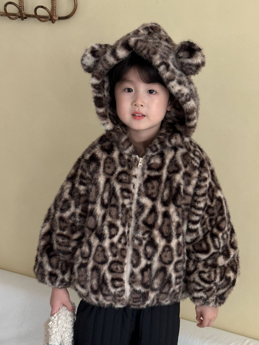 DW250620SE-冬季豹紋仿兔毛加厚外套