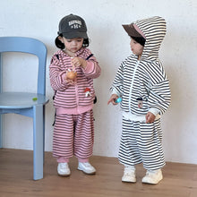 將圖片載入圖庫檢視器 CZ260891TG-條紋連帽運動休閒兩件套
