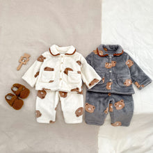 Load image into Gallery viewer, H10606TG-冬季熊頭雙面絨家居兩件套裝
