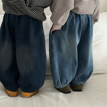 將圖片載入圖庫檢視器 25D51PA-冬季一體絨牛仔長褲｜加厚燈籠褲
