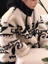 將圖片載入圖庫檢視器 2025D246SE-冬季韓版羊羔絨夾棉加厚拼色連帽外套
