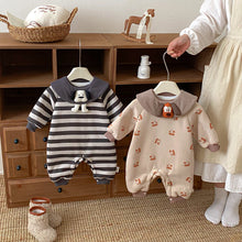 將圖片載入圖庫檢視器 ZDL5184LS-冬季條紋羊駝絨加絨連體爬服
