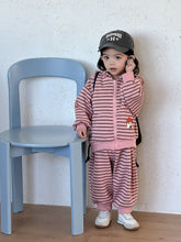 將圖片載入圖庫檢視器 CZ260891TG-條紋連帽運動休閒兩件套
