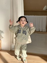 將圖片載入圖庫檢視器 CZ260863TG-春秋季復古字母連帽休閒兩件套
